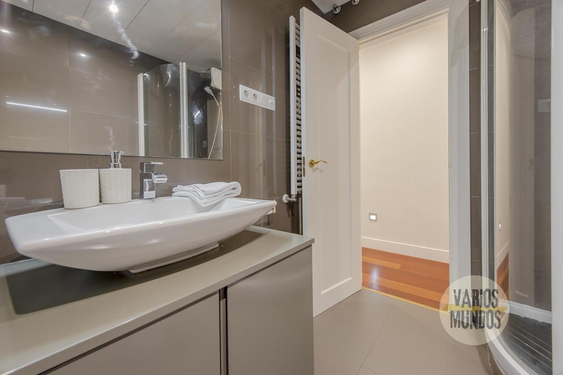 Premium Apt 10Pax En Plaza Espana-Gran Via Madrid Kültér fotó